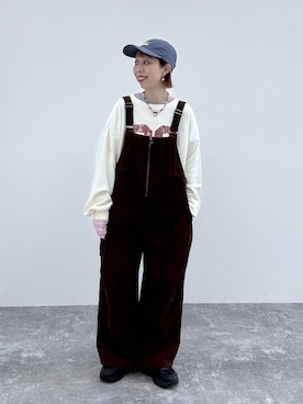 「niko and...（ニコアンド）のボックス刺繍コットンキャップ（キャップ、ブルー系）」を使った、aimiさん（レディース・156cm）の秋コーディネート