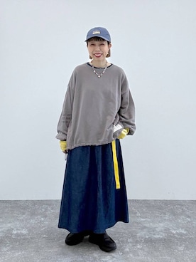 「niko and...（ニコアンド）のボックス刺繍コットンキャップ（キャップ、ブルー系）」を使った、aimiさん（レディース・156cm）の秋コーディネート
