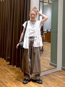 「アイテム（ベスト）」を使った、aimiさん（レディース・156cm・30代）の夏コーディネート