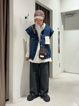 「CIAOPANIC TYPY（チャオパニックティピー）の【アップデート／袖取り外し可能】柔らかデニムジャケット（デニムジャケット、ブルー系）」を使った、ひがしゃんさん（レディース・164cm）の春コーディネート