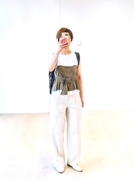 「GU（ジーユー）のアイテム（スラックス、ホワイト系）」を使った、isis171さん（レディース・172cm）の夏コーディネート