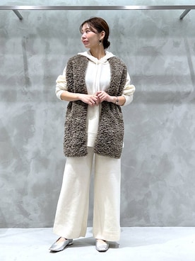 「HELEN MOORE（ヘレンムーア）のアイテム」を使った、izumi888さん（レディース・157cm）の秋コーディネート