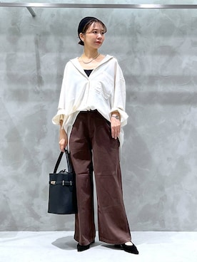 「VELETTO（ベレット）のBARNYARDSTORM / 【VELETTO / ヴェレット】/ バックルバッグ（ハンドバッグ）」を使った、izumi888さん（レディース・157cm）の秋コーディネート