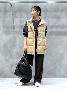 「アイテム（ダウンベスト）」を使った、izumi888さん（レディース・157cm）の秋コーディネート