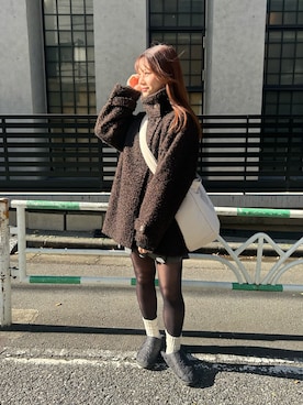 「アイテム（サンダル）」を使った、ririkaさん（レディース・158cm・20代）の冬コーディネート