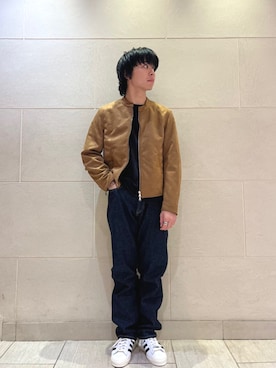 「アイテム（ライダースジャケット）」を使った、金子さん（メンズ・163cm）の秋コーディネート