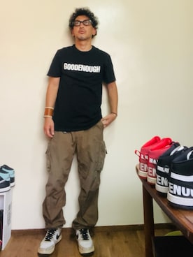 「アイテム（スニーカー）」を使った、GOODMAN®️さん（メンズ・168cm・40代）の秋コーディネート