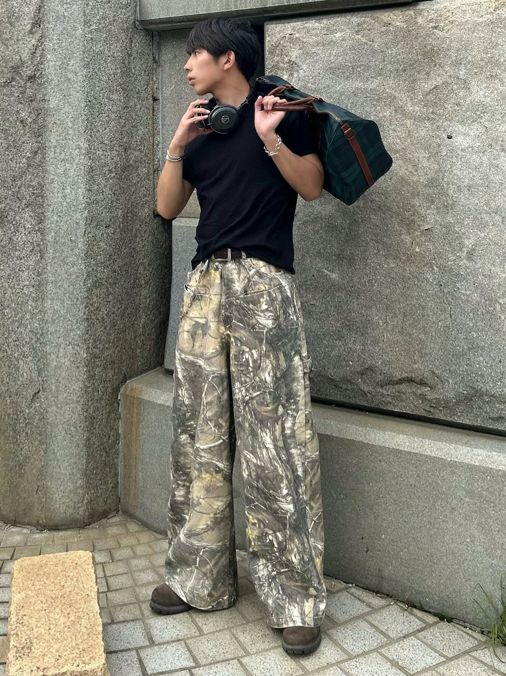 Camphor wood（カンファーウッド）の「wide baggy real tree