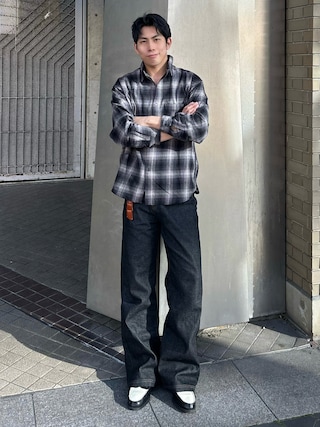 「LURAKU（ルラク）の【LURAKU】Semi-flared Rigid Denim / LURAKU セミフレアリジットデニム｜SETUP対応（デニムパンツ）」を使った、蘭丸さん（メンズ・175cm）の春コーディネート