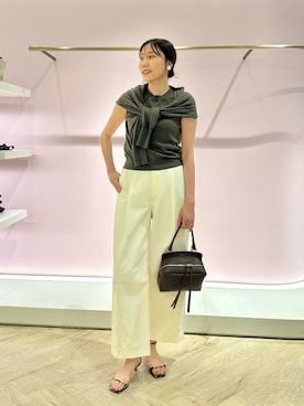 「NOLLEY’S Sophi（ノーリーズソフィ）のウォッシャブルチノカーブパンツ（チノパンツ、ホワイト系）」を使った、sakakibaraさん（レディース・168cm）の秋コーディネート