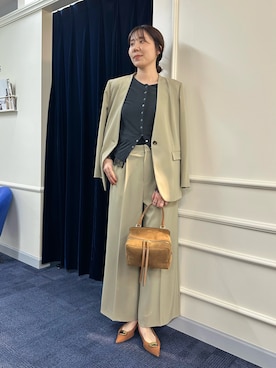 「NOLLEY’S Sophi（ノーリーズソフィ）の《セットアップ対応》強撚ツイルノーカラージャケット（テーラードジャケット、グリーン系）」を使った、sakakibaraさん（レディース・168cm）の秋コーディネート