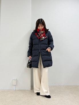 「アイテム（マフラー、レッド系）」を使った、chiharuさん（レディース・156cm）の秋コーディネート