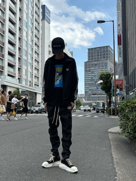 「WHITELAND（ホワイトランド）のアイテム（Tシャツ/カットソー）」を使った、😈🤖ぶんまわしRinRin👿🤖さん（メンズ・182cm）の夏コーディネート