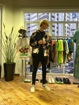 「DANKE SCHON（ダンケシェーン）のアイテム（スウェットパンツ）」を使った、😈🤖ぶんまわしRinRin👿🤖さん（メンズ・182cm）の冬コーディネート