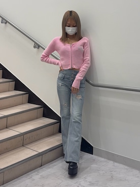 「GYDA（ジェイダ）のGG bijou ZIPブリーチニットショートトップス（ニット/セーター、ピンク系）」を使った、miinaさん（レディース・156cm）の春コーディネート