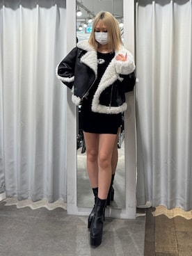 「アイテム（ライダースジャケット）」を使った、miinaさん（レディース・156cm）の冬コーディネート