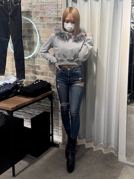 「GYDA（ジェイダ）のアイテム（パーカー）」を使った、miinaさん（レディース・153cm）の秋コーディネート