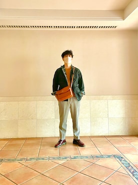 「H&M（エイチ・アンド・エム）のアイテム（スラックス）」を使った、yosheeeeさん（メンズ・176cm）の春コーディネート