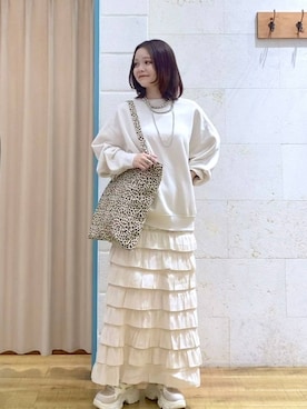 「LOWRYS FARM（ローリーズファーム）のソフトウラケプルオーバー  579079（スウェット）」を使った、りみさん（レディース・155cm）の秋コーディネート