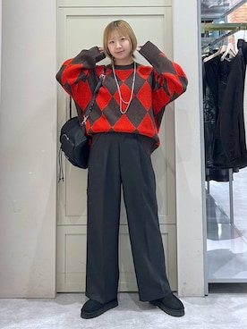 「アイテム（アクセサリー、グレー系）」を使った、いそまるさん（レディース・168cm）の冬コーディネート