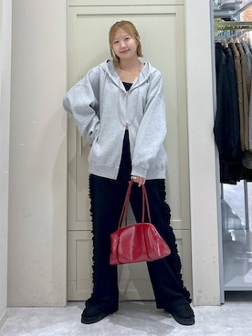 「アイテム（スウェットパンツ）」を使った、いそまるさん（レディース・168cm）の秋コーディネート