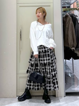 「PAGEBOY（ページボーイ）の【選べる着丈/前後2WAY/マシンウォッシャブル】マルチWAYネックプルオーバー/ニット（ニット/セーター）」を使った、いそまるさん（レディース・168cm）の秋コーディネート