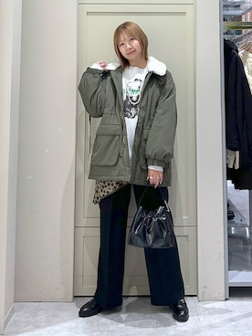 「LOWRYS FARM（ローリーズファーム）のパールタレンネックレス　249411（ネックレス）」を使った、いそまるさん（レディース・168cm）の冬コーディネート