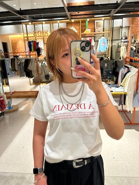 「LOWRYS FARM（ローリーズファーム）のステンレスロングネックレス　605355（ネックレス、シルバー系）」を使った、いそまるさん（レディース・168cm）の春コーディネート