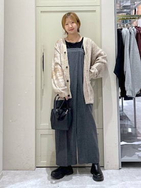 「アイテム（サロペット/オーバーオール）」を使った、いそまるさん（レディース・168cm・20代）の秋コーディネート