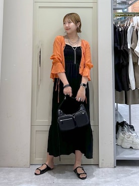 「アイテム（ネックレス、グレー系）」を使った、いそまるさん（レディース・168cm）の夏コーディネート
