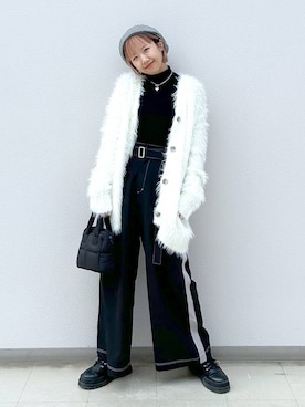 「PAGEBOY（ページボーイ）のモンスターフェザーカーディガン（カーディガン/ボレロ）」を使った、いそまるさん（レディース・168cm）の秋コーディネート