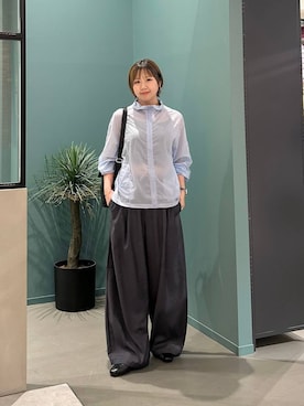 「LOWRYS FARM（ローリーズファーム）のシアーアノラック　1051619（カーディガン/ボレロ、ブルー系）」を使った、いそまるさん（レディース・168cm）の秋コーディネート