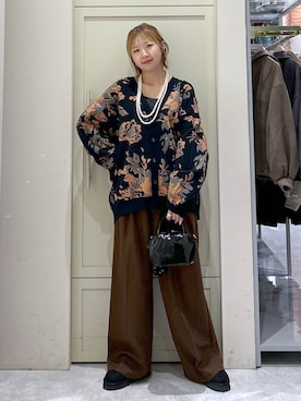 「LOWRYS FARM（ローリーズファーム）のパールタレンネックレス　249411（ネックレス）」を使った、いそまるさん（レディース・168cm・20代）の秋コーディネート