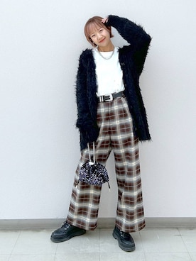 「PAGEBOY（ページボーイ）のモンスターフェザーカーディガン（カーディガン/ボレロ）」を使った、いそまるさん（レディース・168cm）の冬コーディネート