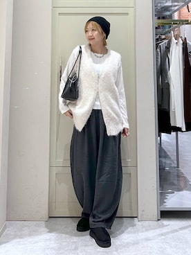 「アイテム（ネックレス、ブルー系）」を使った、いそまるさん（レディース・168cm）の秋コーディネート