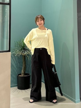 「LOWRYS FARM（ローリーズファーム）の【500mlペットボトル収納可】フラップショルダーＢＡＧ 1046881（ショルダーバッグ、ブラック系）」を使った、いそまるさん（レディース・168cm）の秋コーディネート