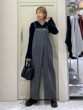 「アイテム（サロペット/オーバーオール）」を使った、いそまるさん（レディース・168cm）の秋コーディネート