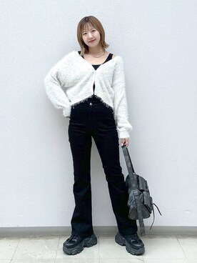 「PAGEBOY（ページボーイ）のリップスキニーデニム（デニムパンツ）」を使った、いそまるさん（レディース・168cm）の秋コーディネート
