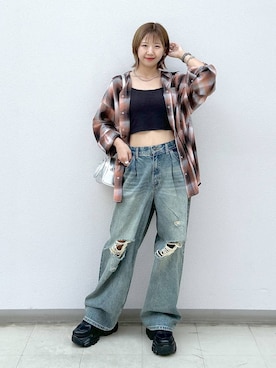 「スニーカー特集」｜「アイテム（アクセサリー）」を使った、いそまるさん（レディース・168cm）の夏コーディネート