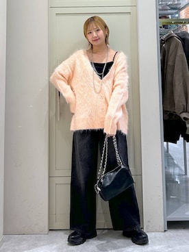 「アイテム（ネックレス、グレー系）」を使った、いそまるさん（レディース・168cm）の秋コーディネート