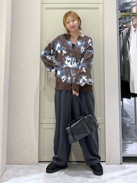 「アイテム（ネックレス、ブルー系）」を使った、いそまるさん（レディース・168cm）の秋コーディネート