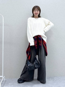 「スニーカー特集」｜いそまるさん（レディース・168cm）の冬コーディネート
