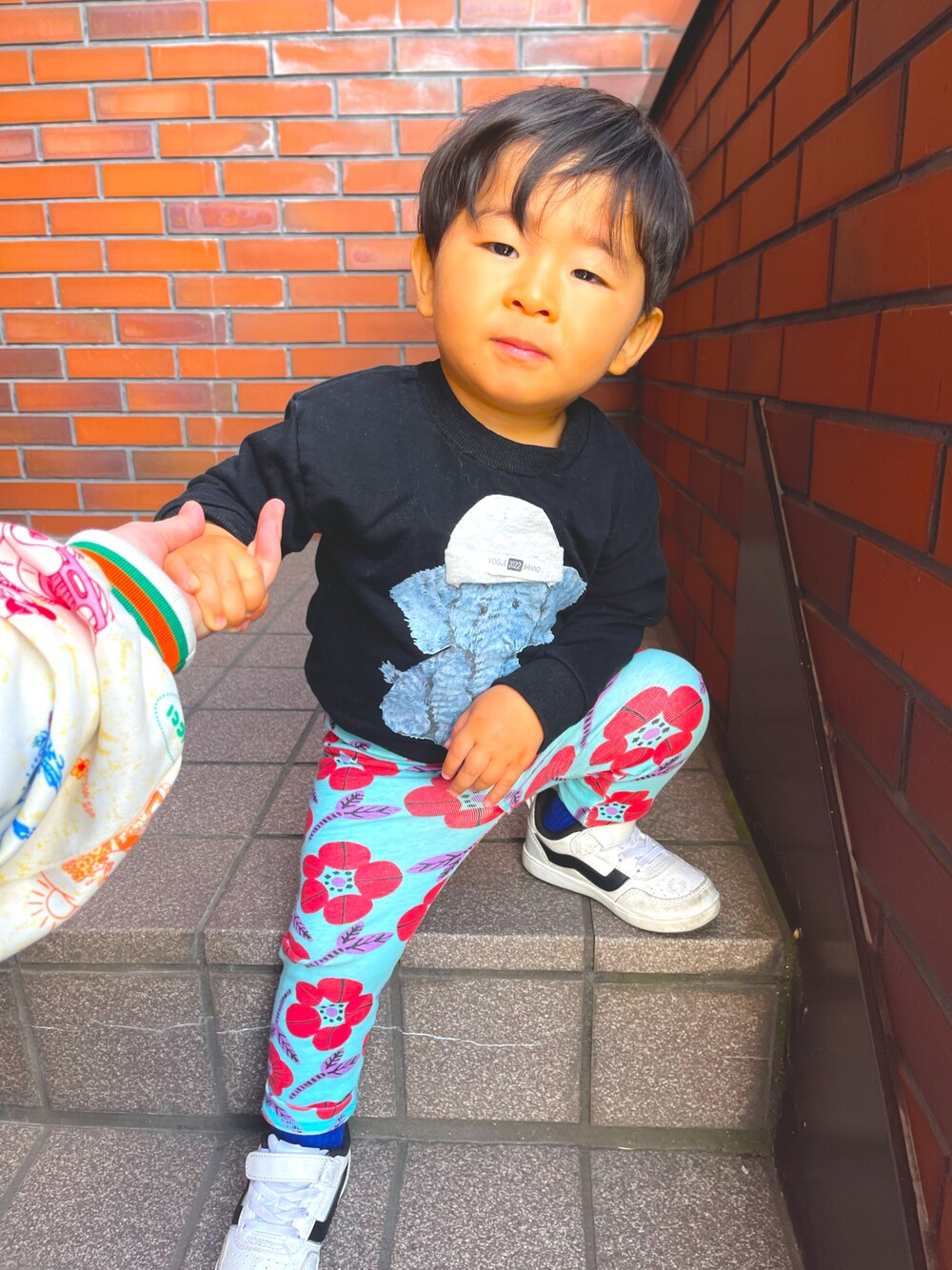 「キッズコーデ、マイベストコーデ2022、男の子、おしゃれさんと繋がりたい、未来のWEARISTAプロジェクト、男の子コーデ、男の子ファッション、キッズファッション、男の子ベビー、保育園コーデ、むすこーで、登園スタイル、1歳9ヶ月、1歳児コーデ」｜「MARKEY'Sのアイテム（その他パンツ、ブルー系）」を使った、noahcode365さん（キッズ・80cm）の冬コーディネートの1枚目の写真