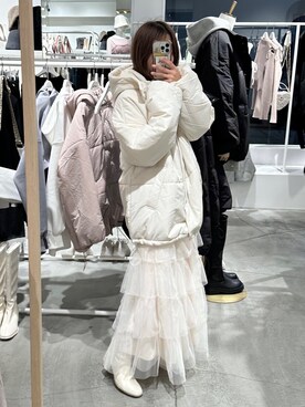 「ティアードスカート」｜「アイテム（ダウンジャケット/コート）」を使った、しんももさん（レディース・151cm）の秋コーディネート