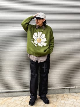 「フラワープリント」｜「アイテム（帽子）」を使った、Satoshi Makimotoさん（メンズ・166cm）の冬コーディネート