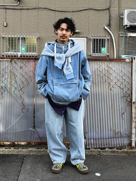 「ブルーコーデ」｜「アイテム（デニムジャケット）」を使った、Satoshi Makimotoさん（メンズ・166cm）の冬コーディネート