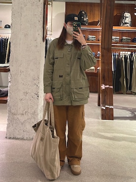 「Carhartt（カーハート）のアイテム（ジャケット/アウター）」を使った、nokyinさん（レディース・178cm）の秋コーディネート