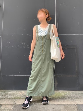 「NIKE」｜「アイテム（ジャンパースカート）」を使った、kanarashiiiiiさん（レディース・157cm）の夏コーディネート