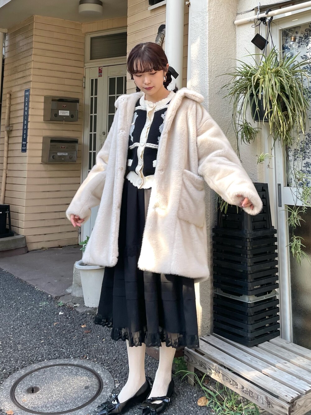 mioka(merry jenny)｜merry jennyのノーカラーコートを使った 