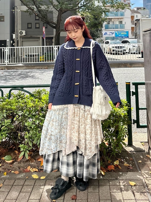 floralイレギュラーヘムミディスカート（スカート）｜merry jenny